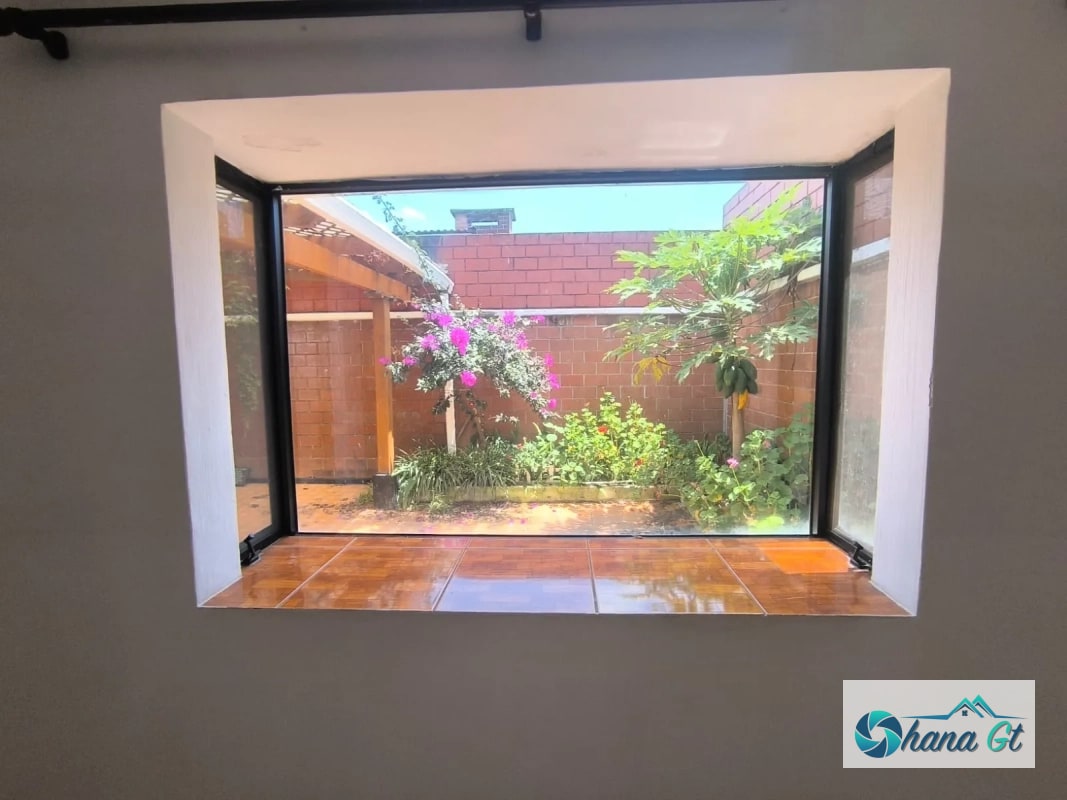 CASA EN VENTA KM 28.5 CARRETERA A EL SALVADOR - 2