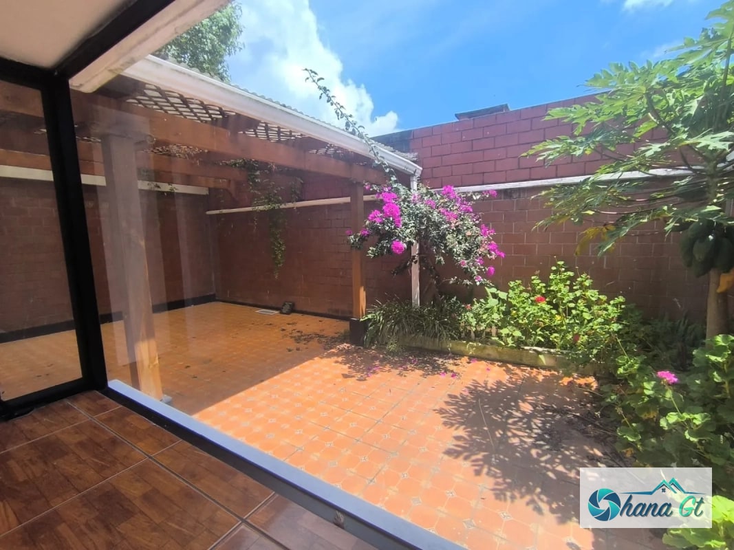 CASA EN VENTA KM 28.5 CARRETERA A EL SALVADOR - 5