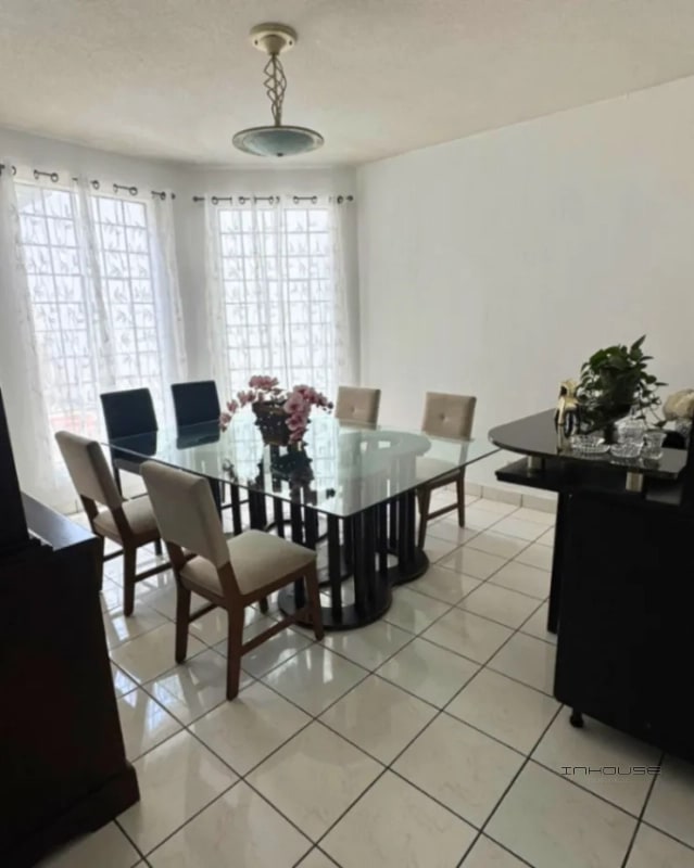 CASA EN VENTA SAN CRISTÓBAL SECTOR B1 - 15