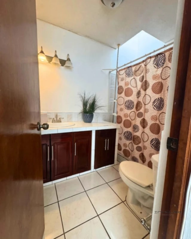 CASA EN VENTA SAN CRISTÓBAL SECTOR B1 - 9