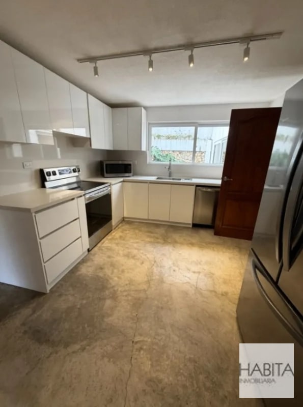Casa Remodelada en Alquiler zona 16 La Montaña - 7