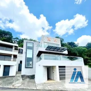 CASA EN VENTA📍 Residencial La Mirada, Km 10.5 Carretera a El Salvador Vive en la exclusividad Carretera a El Salvador, en una residencia única — Casa en Venta en Carretera a El Salvador, Guatemala, Ciudad — miniatura 1 de 16