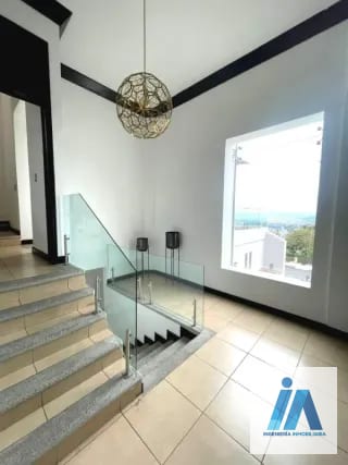 CASA EN VENTA📍 Residencial La Mirada, Km 10.5 Carretera a El Salvador Vive en la exclusividad Carretera a El Salvador, en una residencia única — Casa en Venta en Carretera a El Salvador, Guatemala, Ciudad — miniatura 15 de 16