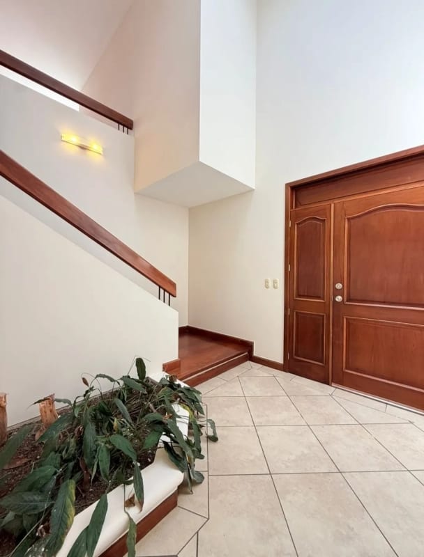 Vendo linda casa en  Portal del Bosque Kms. 22.5 CAES — Casa en Venta en Portal del Bosque, Carretera a El Salvador, Guatemala, Ciudad — foto 5 de 17