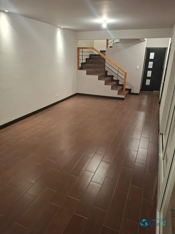 Casa en Venta CAES 14.5 — Casa en Venta en Carretera a El Salvador, Guatemala, Ciudad — foto 1 de 17