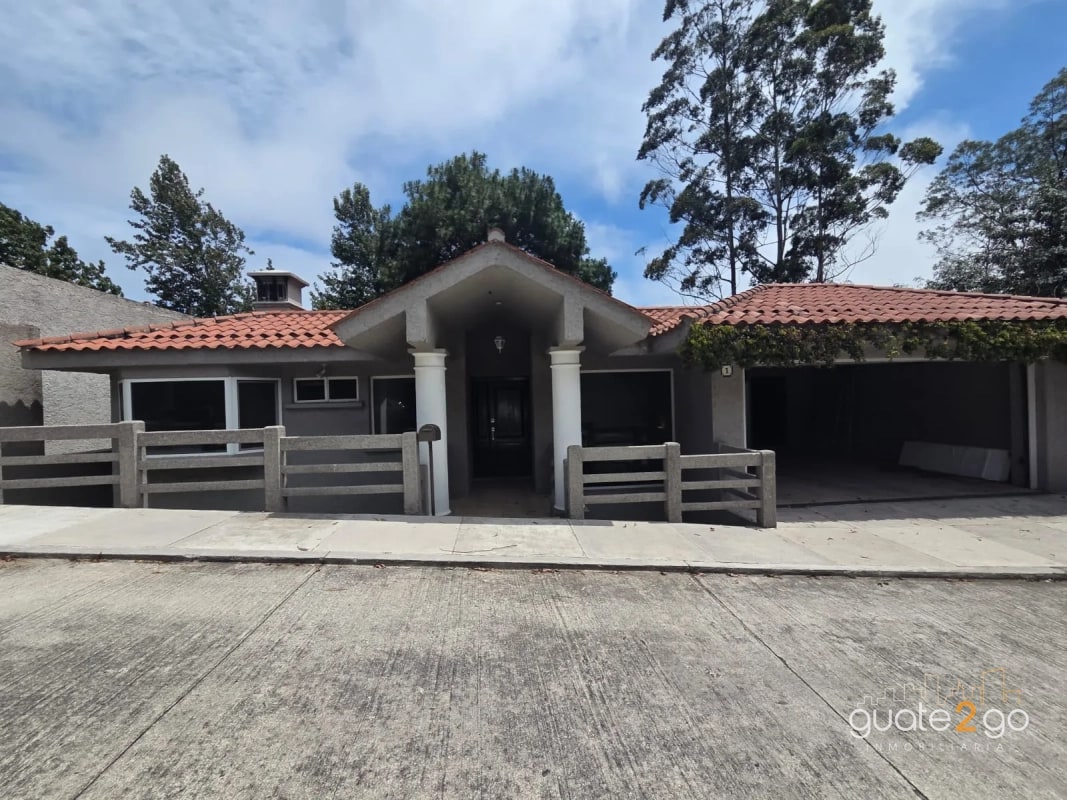 Amplia casa en km 13 CAES - 15