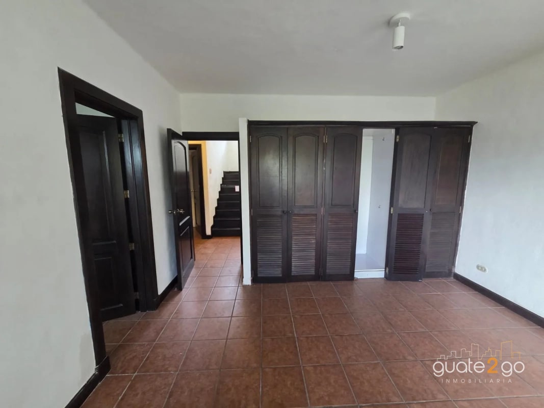 Amplia casa en km 13 CAES - 8