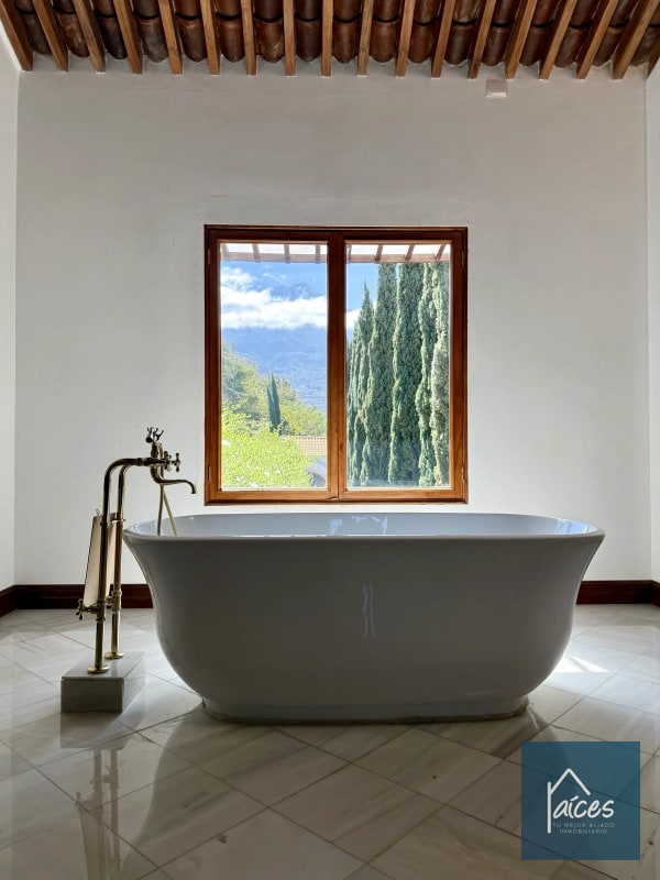 Villa italiana en venta en Antigua Guatemala (D) - 9