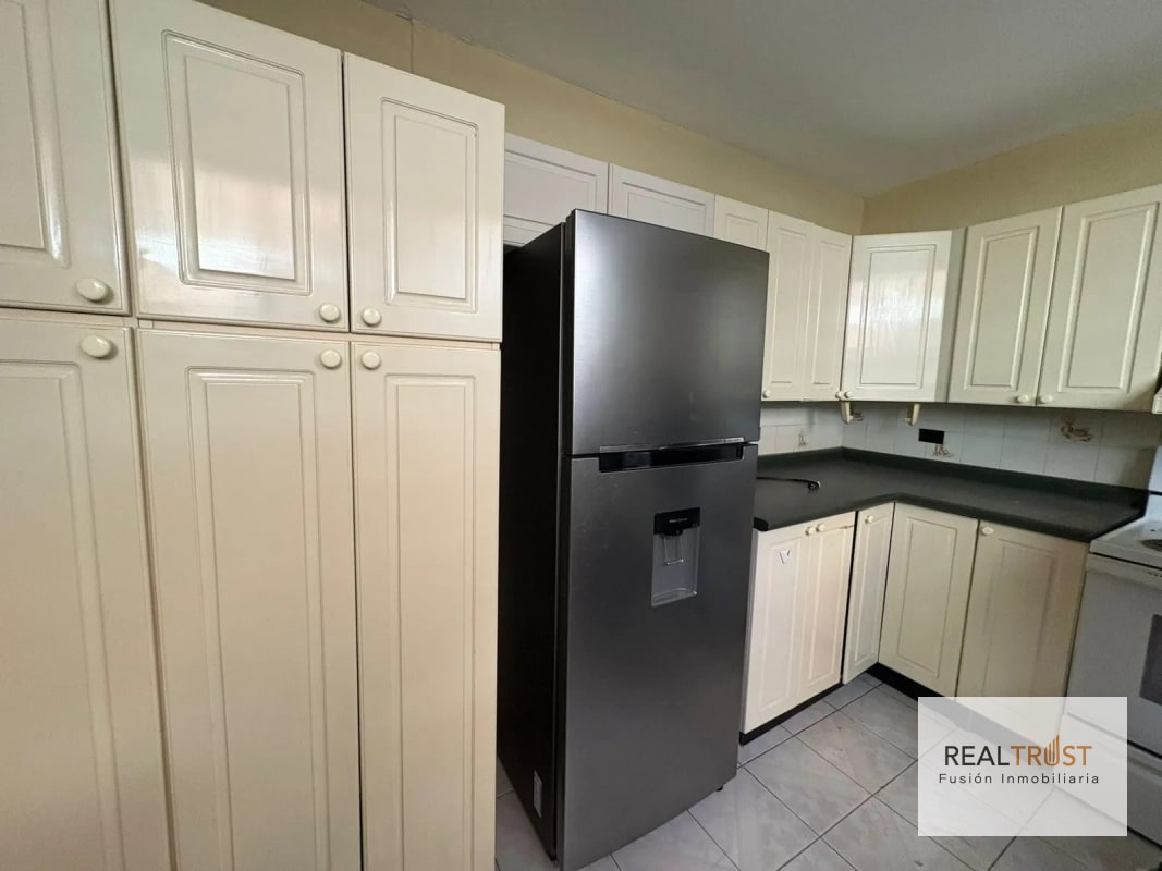Casa en renta zona 14 para VIVIENDA u OFICINA - 11