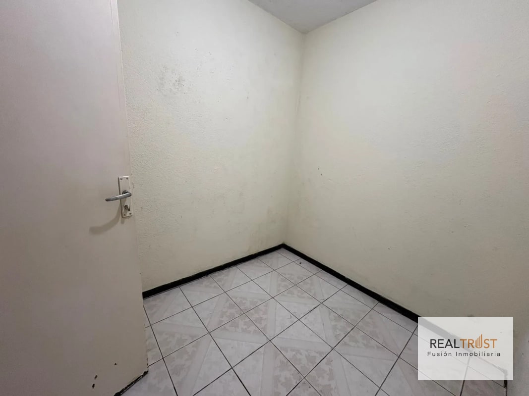 Casa en renta zona 14 para VIVIENDA u OFICINA - 8