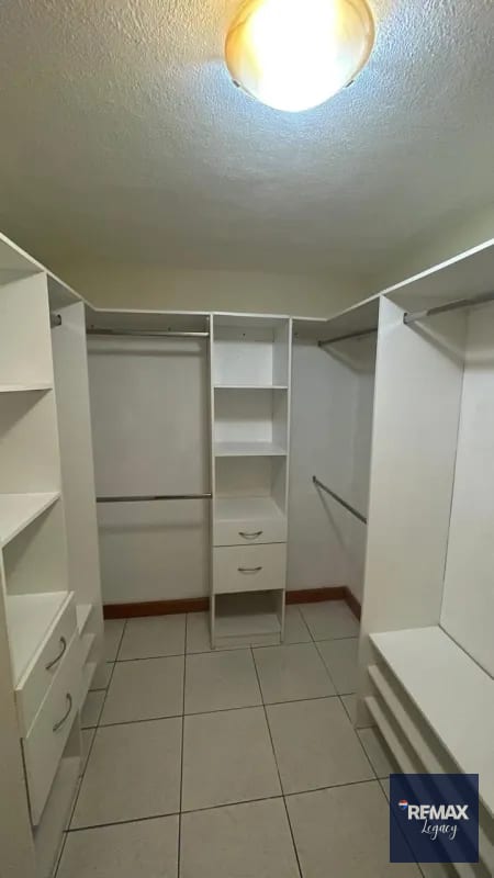 Casa Venta | Mixco | Condominio Cibeles — Casa en Venta en Zona 8 Mixco, Guatemala, Ciudad — foto 3 de 8