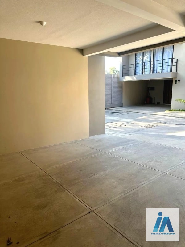 CASA EN ALQUILER – Condominio Danté Kanajuyú, Zona 16 - 2