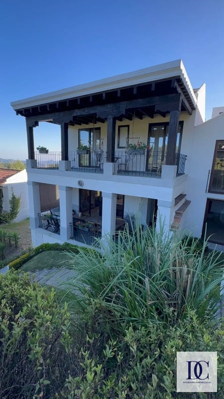 CASA EN VENTA CON PISCINA – LAZOS DE FRAIJANES; KM.20 CAES - 1