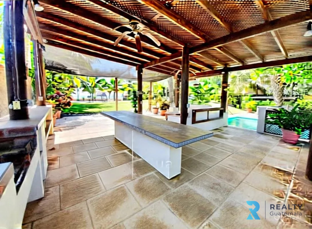 Vendo Chalet frente a la playa Gariton, Monterrico km 135 - 3