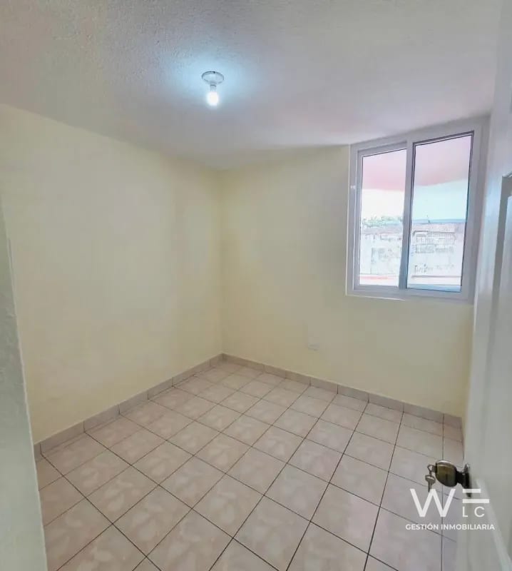 VENDO CASA DE UN NIVEL RESIDENCIALES ALTAMIRA ZONA 4 VILLA NUEVA — Casa en Venta en Villa Nueva, Guatemala, Ciudad — foto 6 de 8