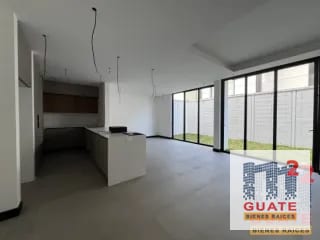 Casa en Renta, Zona 10 — Casa en Alquiler en Zona 10, Guatemala, Ciudad — miniatura 1 de 5