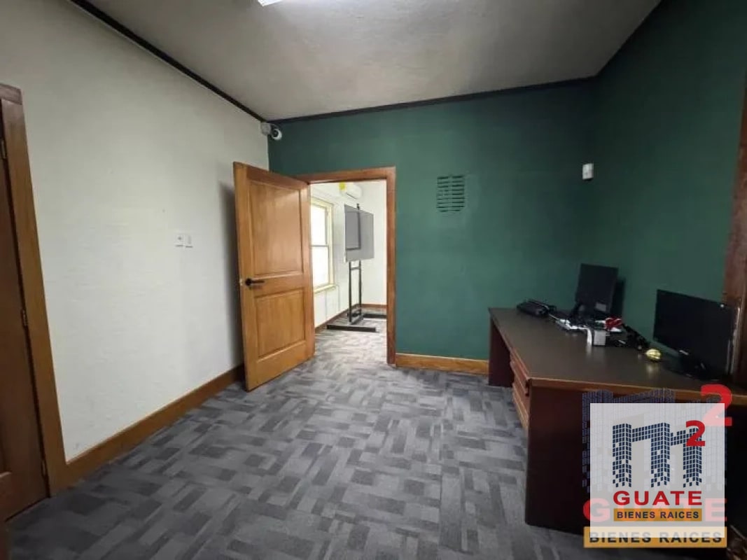 Casa fuera de condominio en Renta, Zona 13 - 8