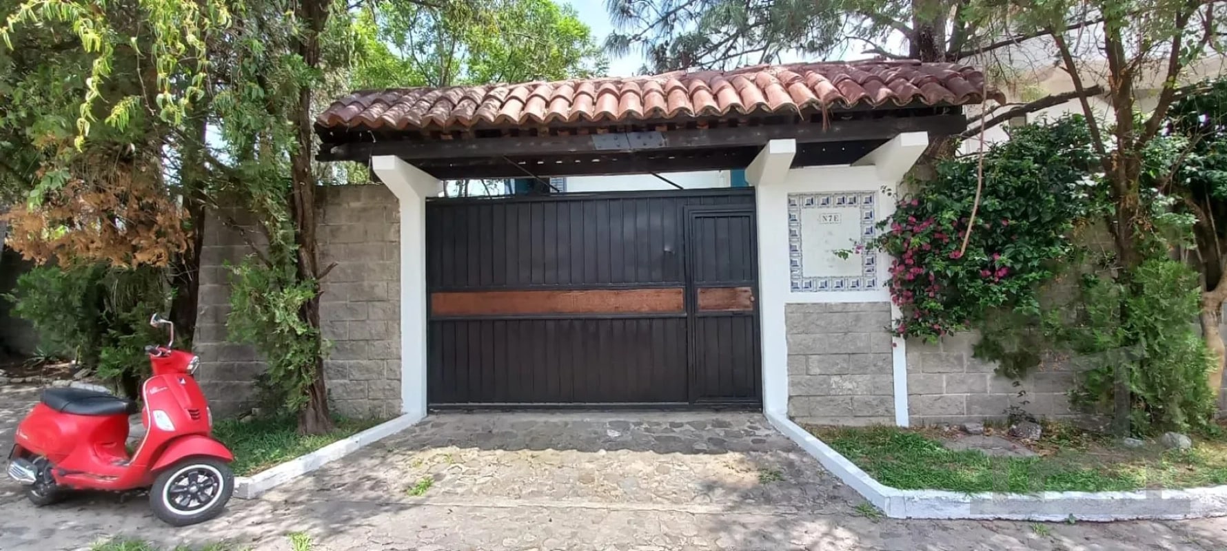 Residencia Exclusiva en Panajachel – Diseño Moderno con Módulo Independiente - 5