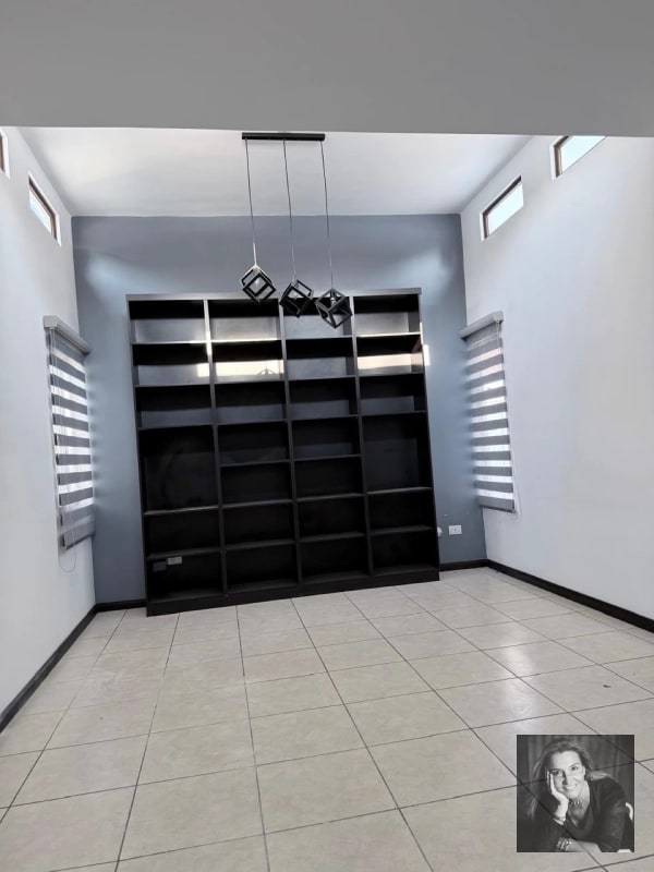 Casa en Venta en Vistas de San Isidro – Zona 16 - 2