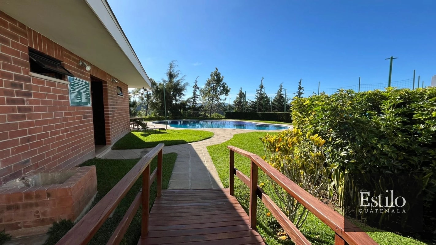 CASA EN VENTA FONTANA II - 6