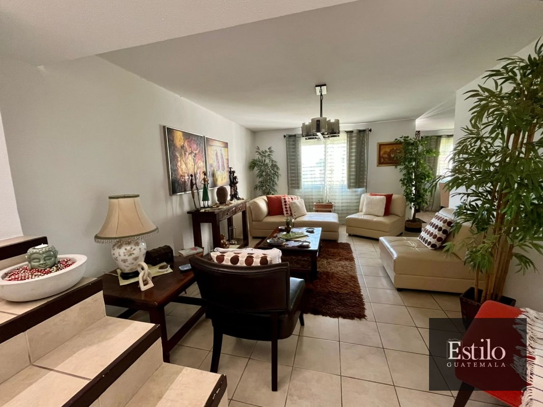 CASA EN VENTA FONTANA II - 5