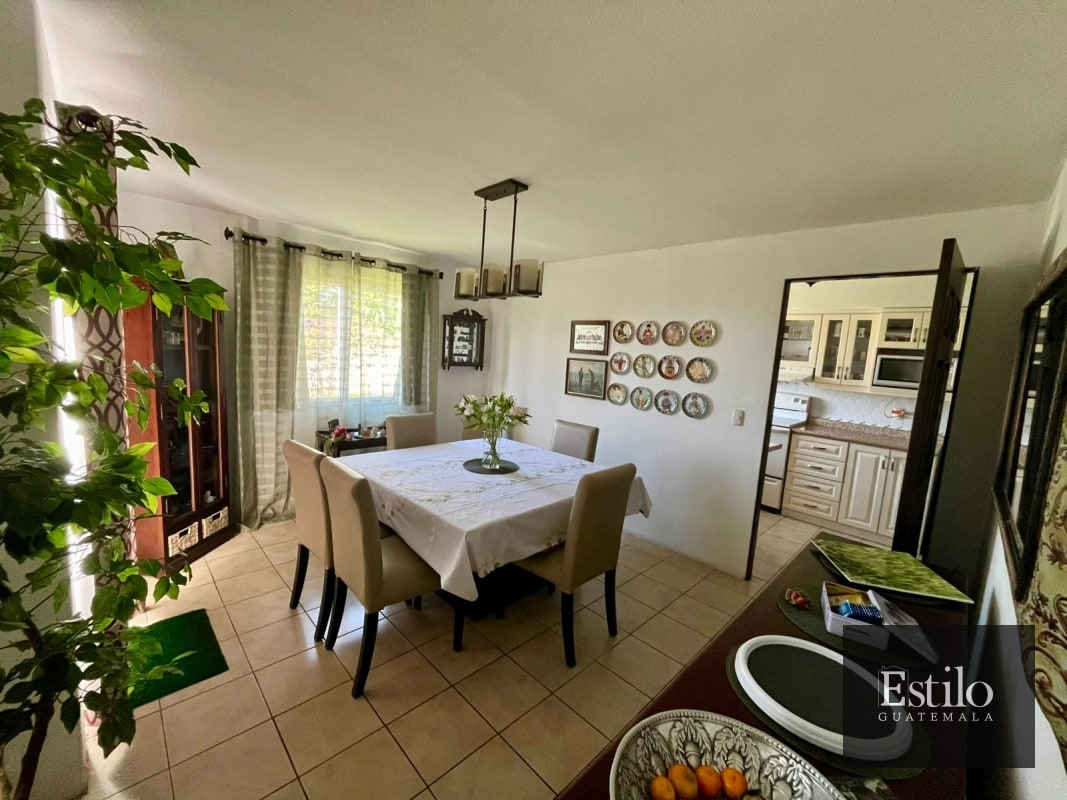 CASA EN VENTA FONTANA II - 4