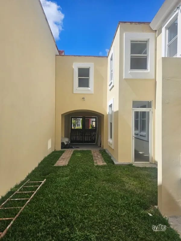Condado Naranjo, casa Navarra dentro de Alameda Norte Q2,800,000 — Casa en Venta en Condado Naranjo, Zona 4 Mixco, Guatemala, Ciudad — foto 1 de 14