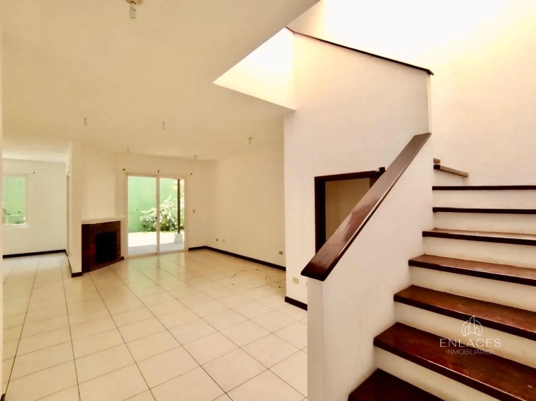Fraijanes • Casa en Renta / Venta • Residencial Entreverdes - 5