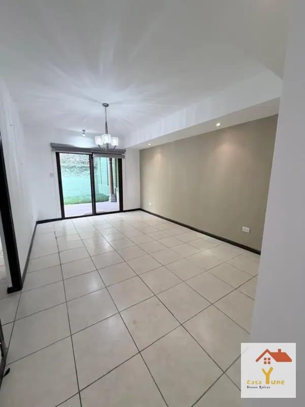 Casa en venta zona 16 Vistas de San Isidro — Casa en Venta en Vistas de San Isidro, Zona 16, Guatemala, Ciudad — foto 2 de 16