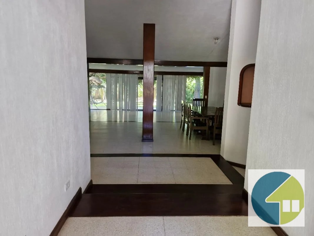 Amplia casa en alquiler km 25 CAES - 11