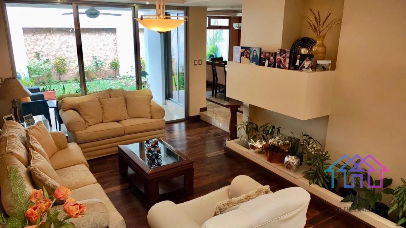 Venta Casa San Lazaro Zona 15 — Casa en Venta en San Lázaro, Zona 15, Guatemala, Ciudad — foto 1 de 12
