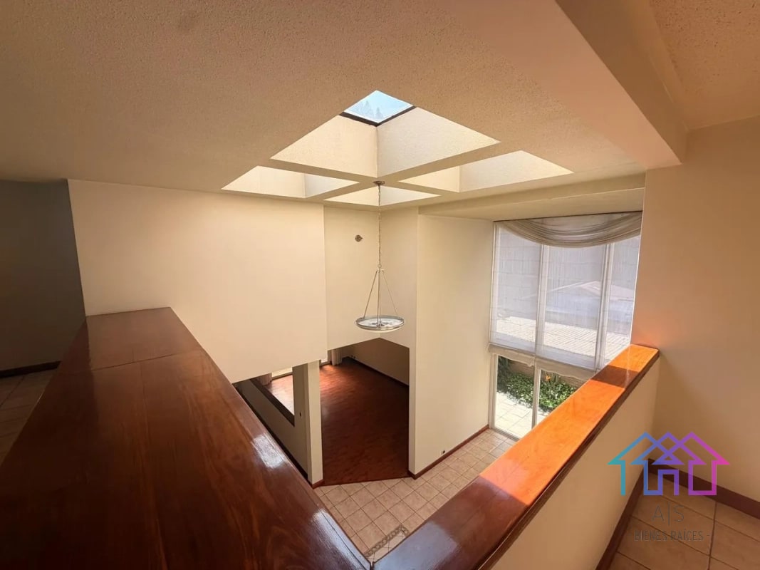 Venta Casa en Bosques de Las Luces km13.5 — Casa en Venta en Bosques de Las Luces, Carretera a El Salvador, Guatemala, Ciudad — foto 5 de 7