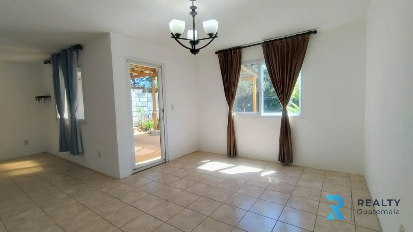 VENDO CASA LA FONTANA 3 - 4
