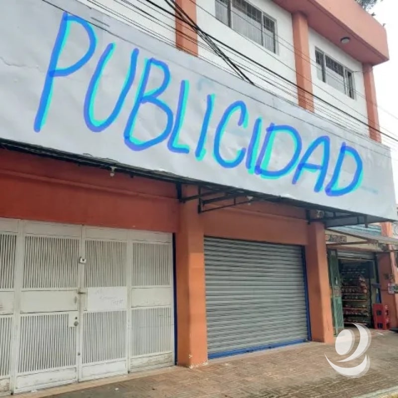 ¡¡¡Excelente Local Grande en Renta San Cristóbal con alta exposición!!! - 1