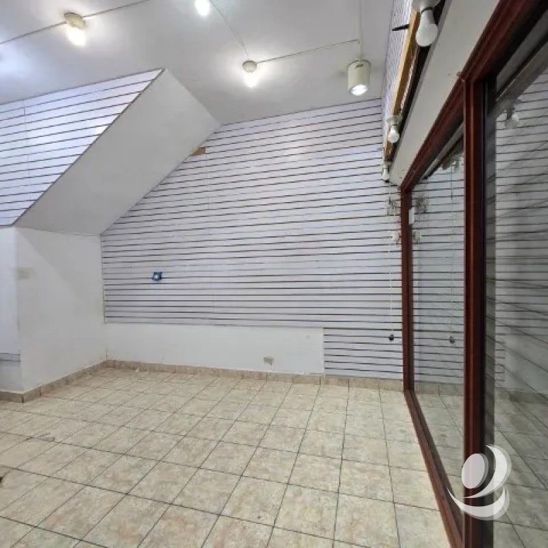 ¡¡¡Excelente Local Grande en Renta San Cristóbal con alta exposición!!! - 10