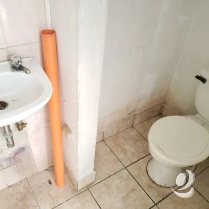 ¡¡¡Excelente Local Grande en Renta San Cristóbal con alta exposición!!! - 3