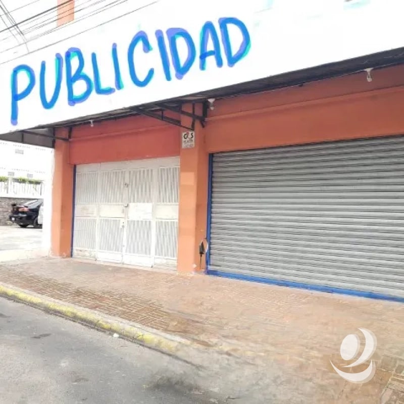 ¡¡¡Excelente Local Grande en Renta San Cristóbal con alta exposición!!! - 2