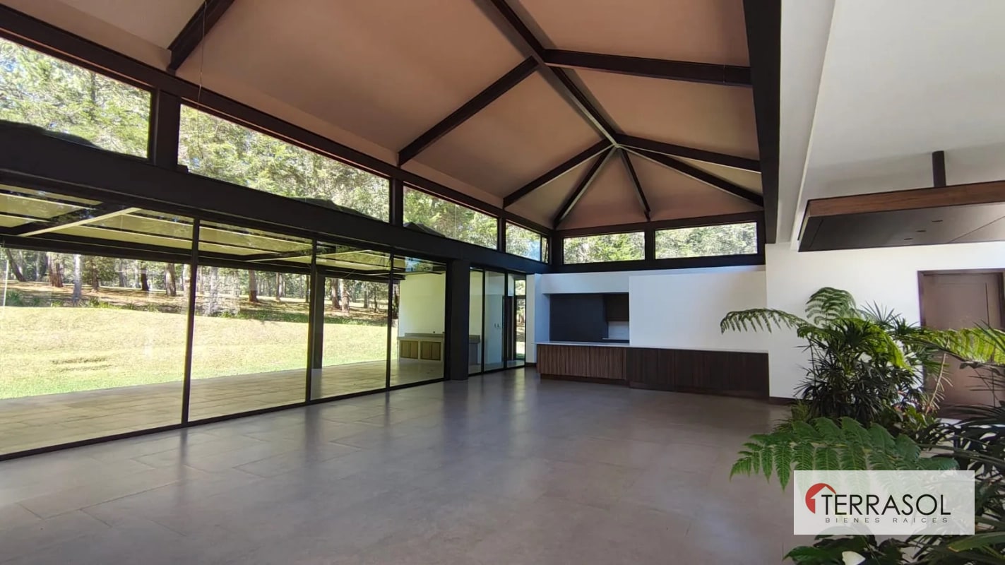 Casa Moderna de Lujo en Venta – Hacienda Nueva Golf Club - 15