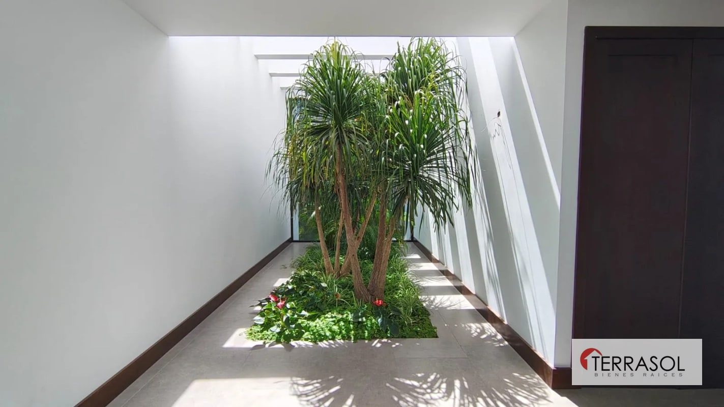 Casa Moderna de Lujo en Venta – Hacienda Nueva Golf Club - 8