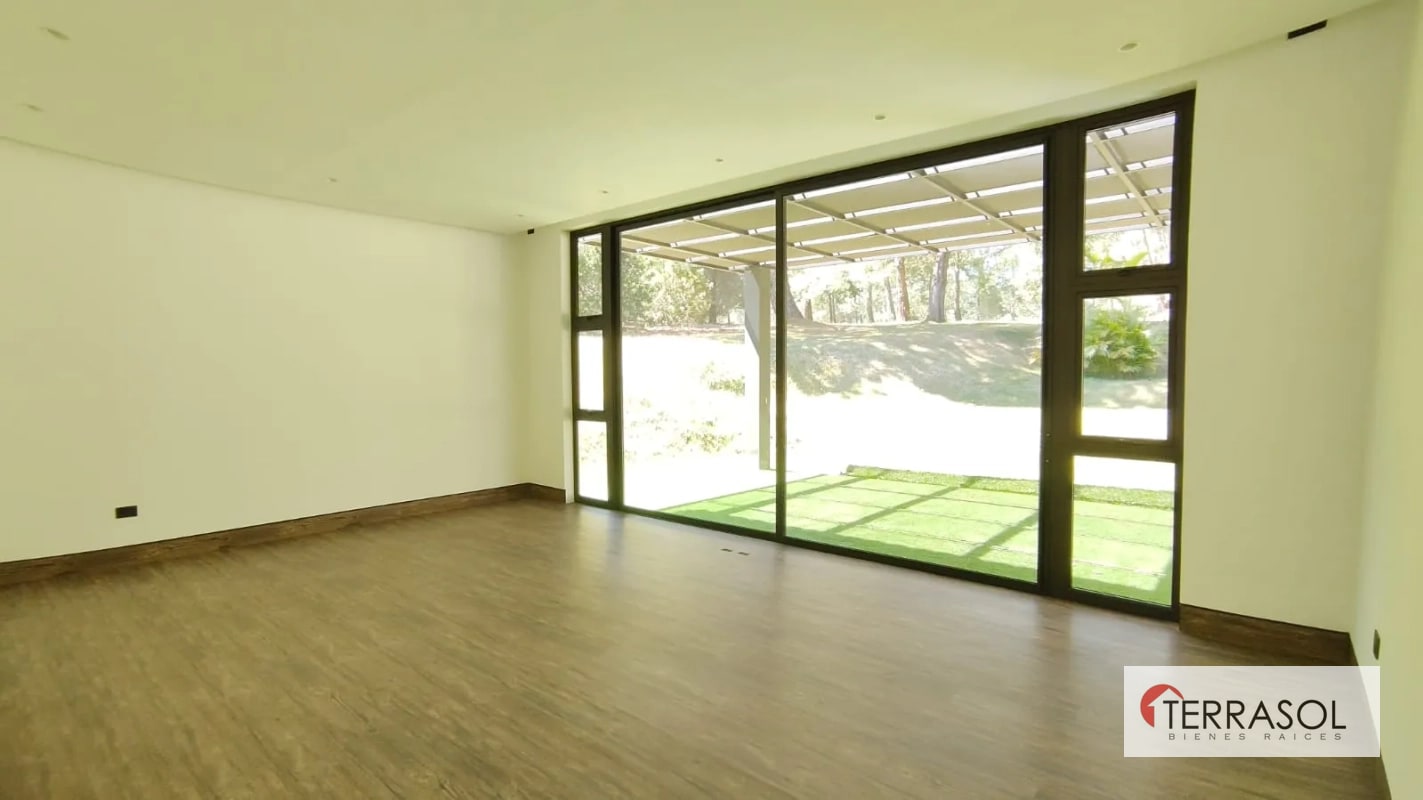 Casa Moderna de Lujo en Venta – Hacienda Nueva Golf Club - 7