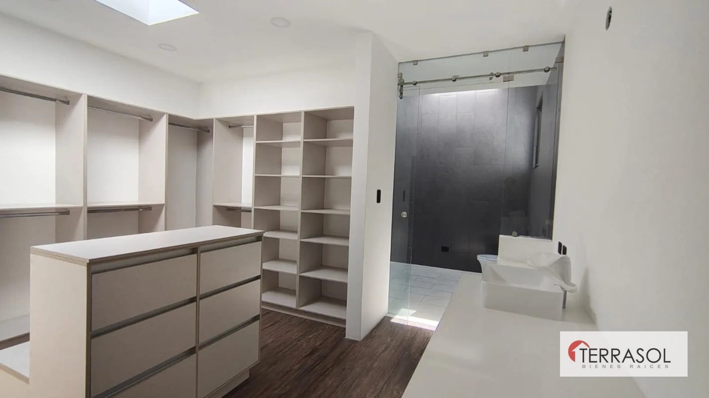 Casa Moderna de Lujo en Venta – Hacienda Nueva Golf Club - 6