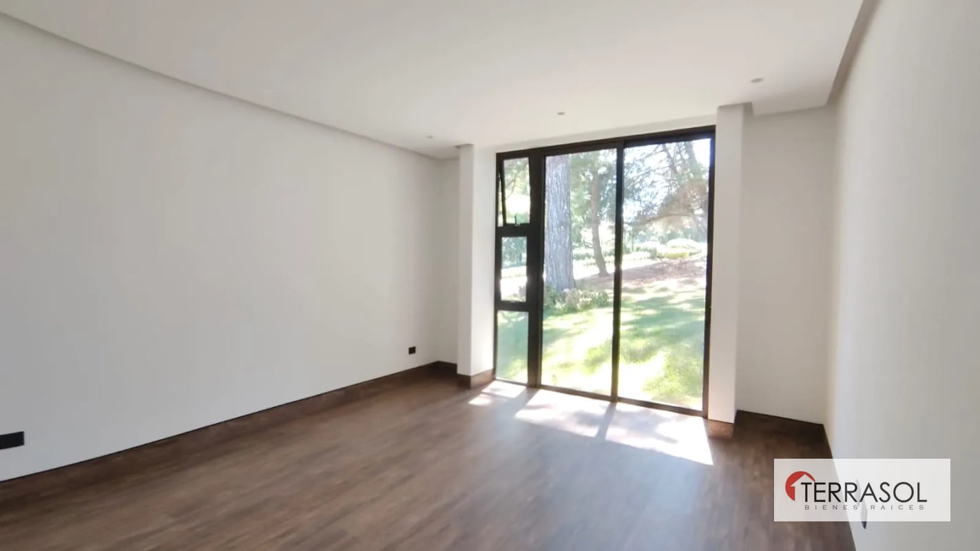 Casa Moderna de Lujo en Venta – Hacienda Nueva Golf Club - 4
