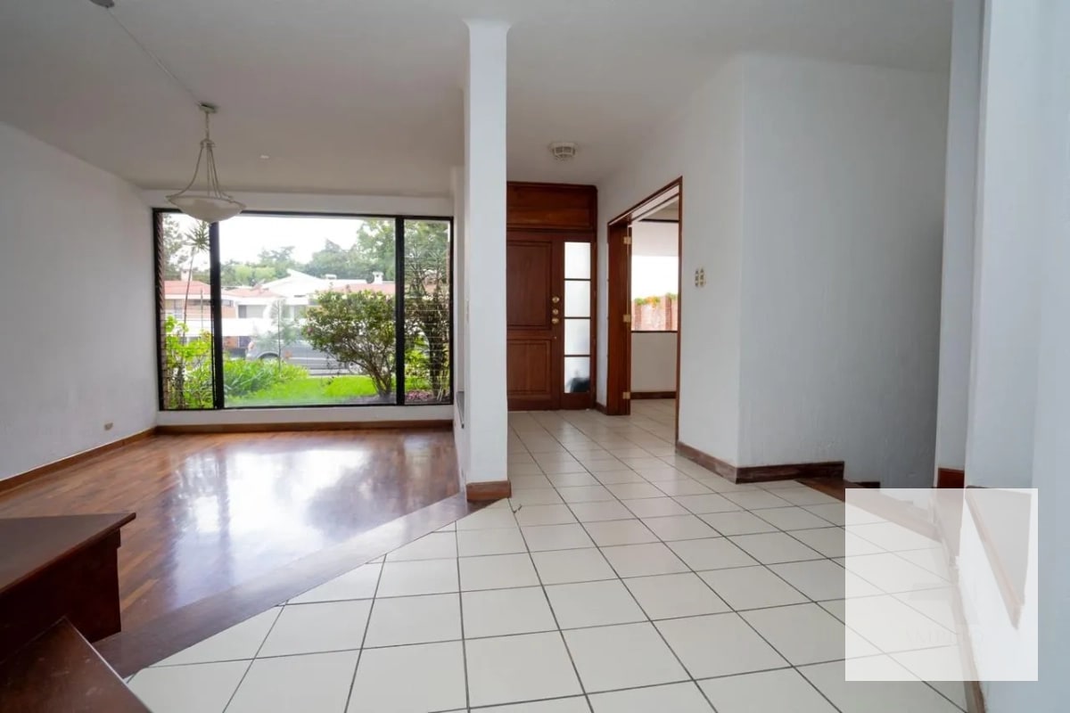Casa en venta – Carretera a El Salvador, km 16.5 - 15