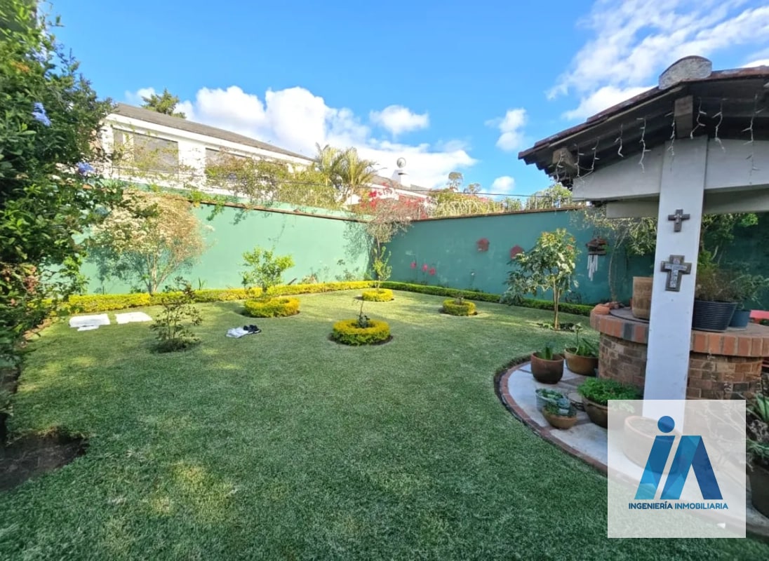 CASA EN VENTA📍Carretera a El Salvador, Km.16 (fuera de garita) Esta residencia es el refugio perfecto - 1