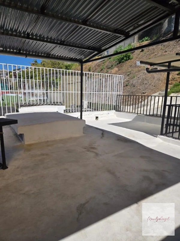 CASA EN VENTA MOLINO DE LAS FLORES ZONA 2 MIXCO - 2