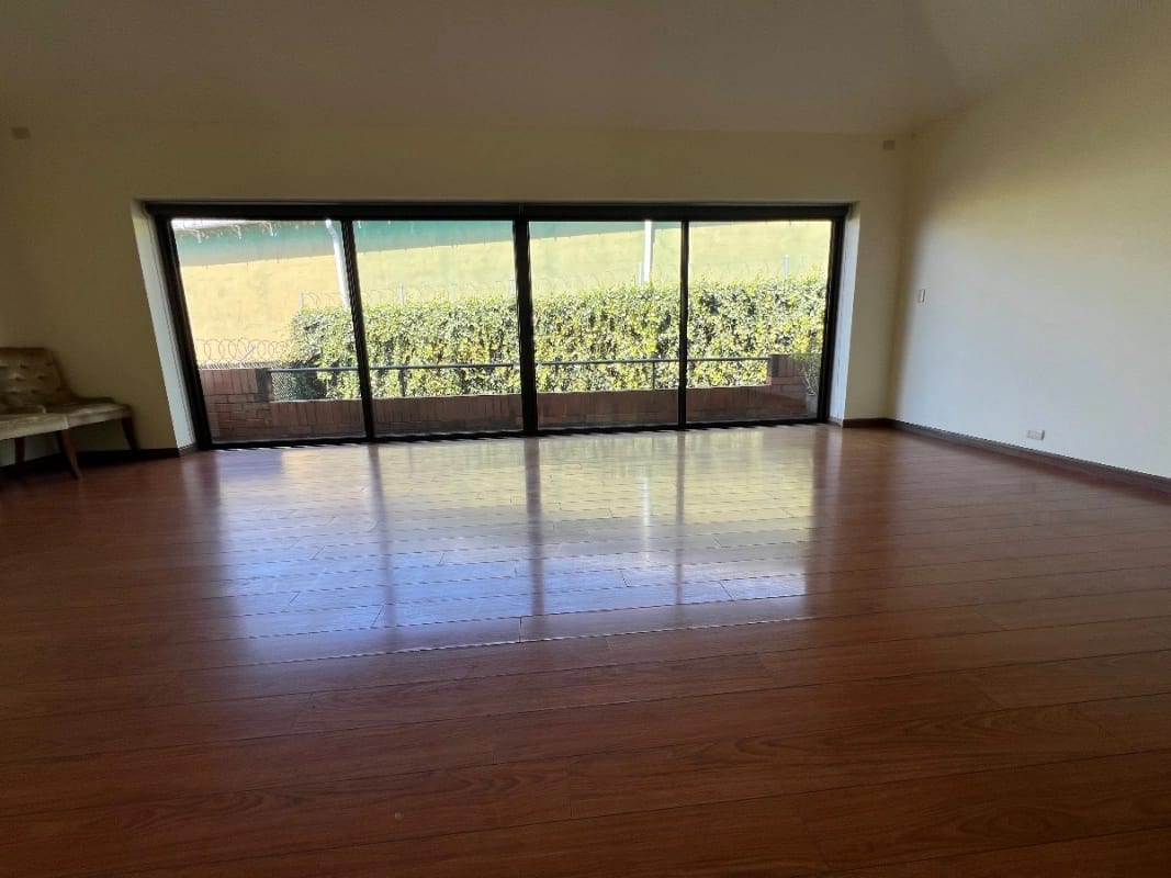 CASA VENTA A PASOS DE MINUTO MUXBAL, EL CARMEN, CONDOMINIO PRIVADO 9 CASAS, 4 DORMITORIOS CADA UNO C BAÑO 390 MTS $525,000 — Casa en Venta en Muxbal, Guatemala, Ciudad — foto 5 de 13