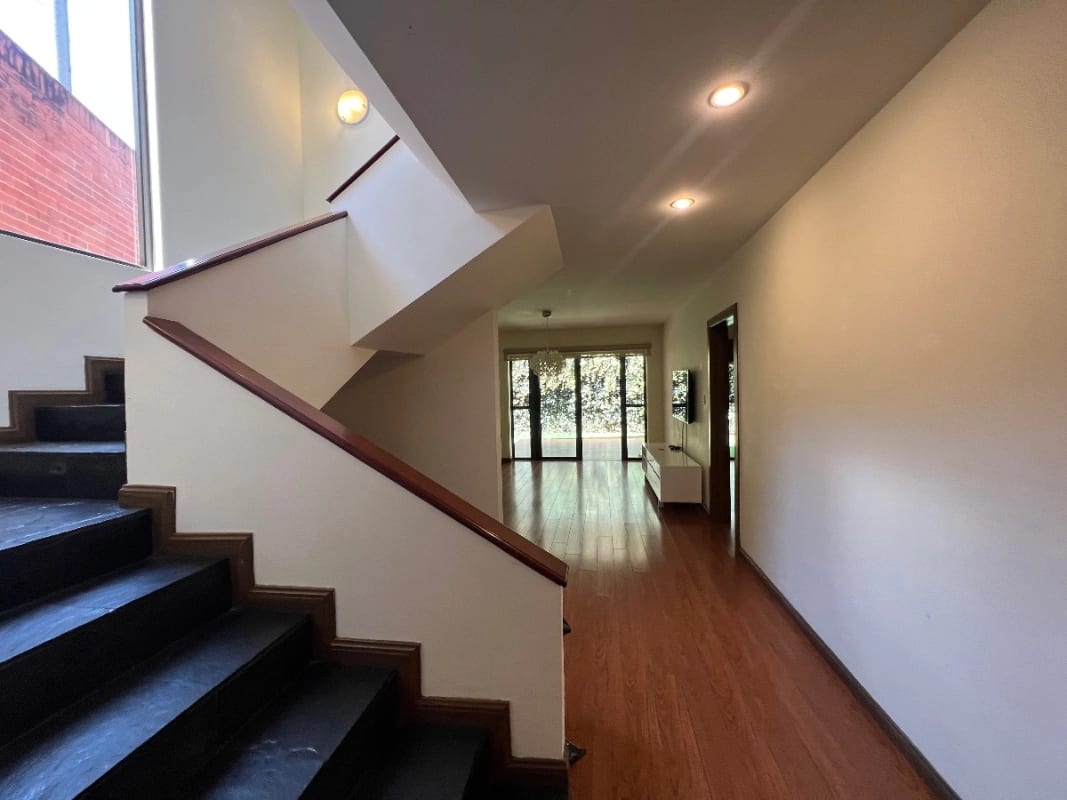 CASA VENTA A PASOS DE MINUTO MUXBAL, EL CARMEN, CONDOMINIO PRIVADO 9 CASAS, 4 DORMITORIOS CADA UNO C BAÑO 390 MTS $525,000 — Casa en Venta en Muxbal, Guatemala, Ciudad — foto 6 de 13