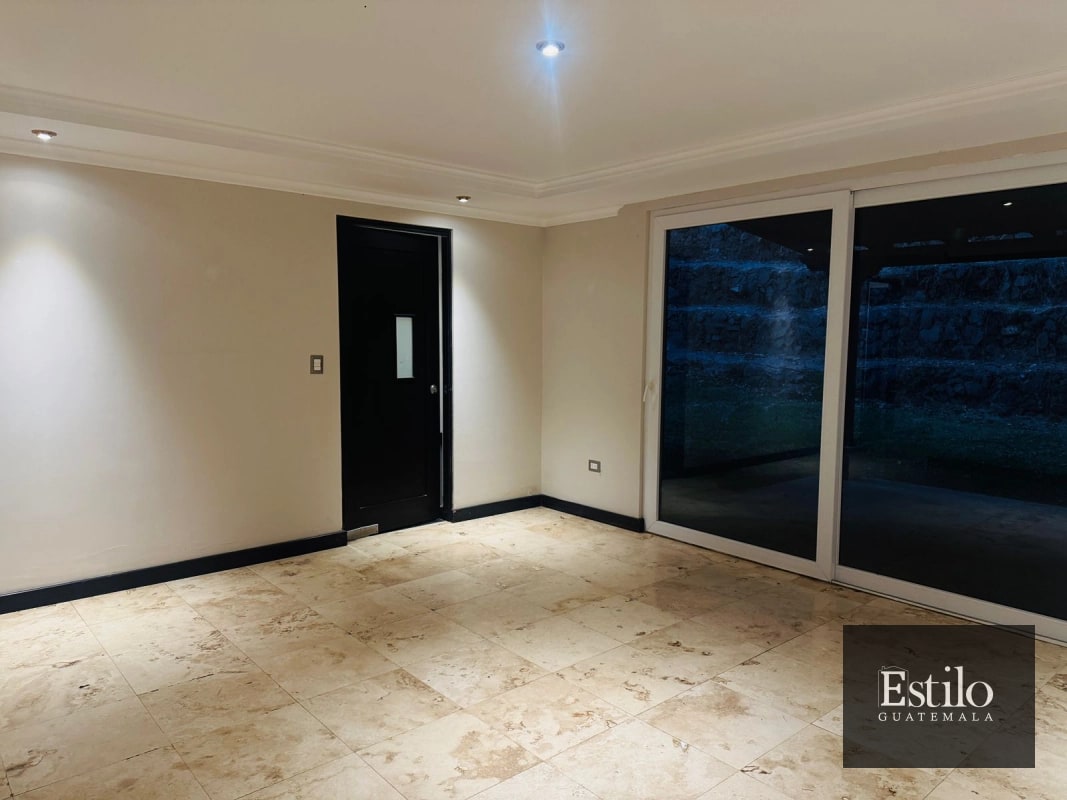 CASA EN VENTA CONDOMINIO COLINAS DE CASTEL - 9