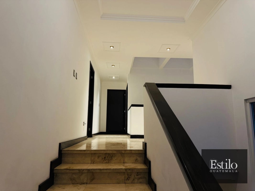 CASA EN VENTA CONDOMINIO COLINAS DE CASTEL - 7