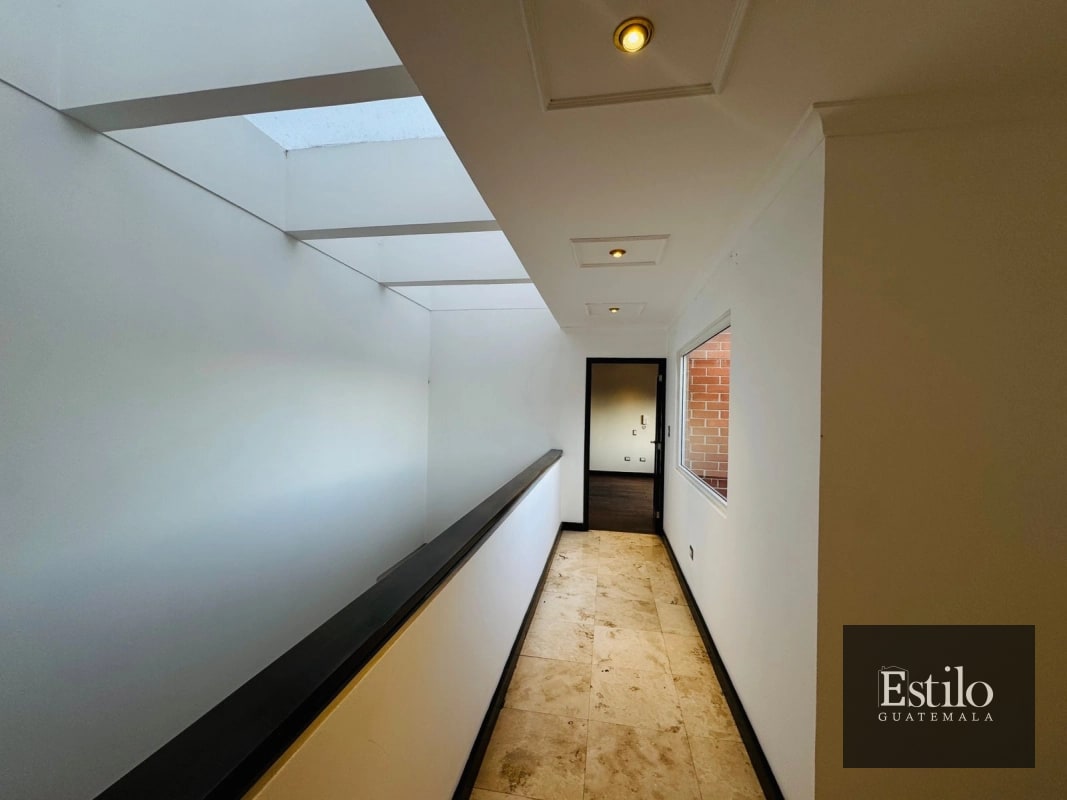 CASA EN VENTA CONDOMINIO COLINAS DE CASTEL - 5